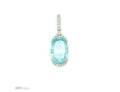 9CT WHITE GOLD BRAZILIAN AQUAMARINE AND DIAMOND PE...