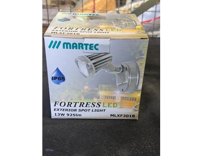 RRP $799.60 BULK LOT - QTY 8 Fortress LED exterior...