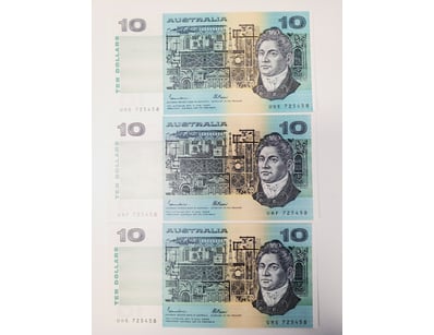 AUSTRALIAN $10 BANKNOTES , R309 (UNC) MATCHING SER...