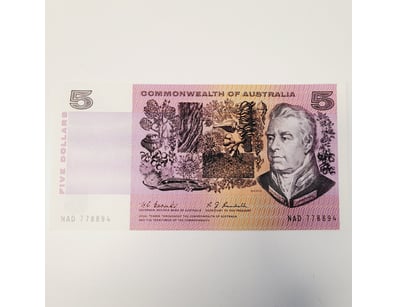 AUSTRALIAN $5 BANKNOTES R202 (AUNC) 

CV : $230...