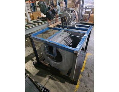 Motor and pulley system in metal frame

