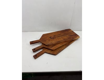 UNRESERVED National Surplus Clearance - Lot 433