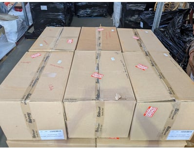 Homewares, 6 boxes including assorted ornaments, v...