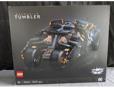 **UNRESERVED** LIFETIME COLLECTION OF LEGO PART... - Lot 112