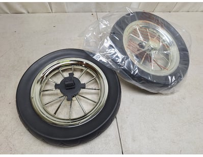 X19 Gold Wheels

Dimensions Approx H:30cm W:30cm D...