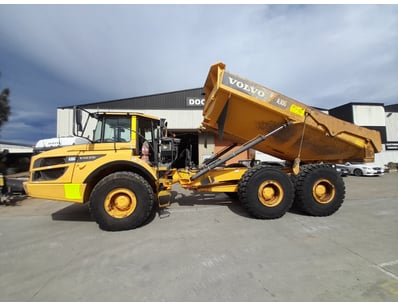 Heavy Equipment Machinery Surplus - Lot 2