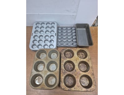 Lot of baking trays/muffin trays. 

SOLD AS LOT. M...