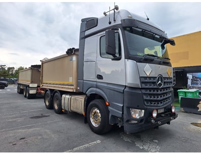 Civil, Transport & Machinery - Queensland, New ... - Lot 995