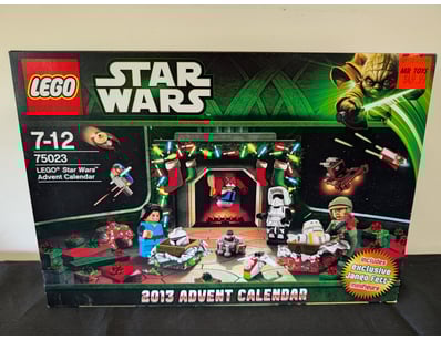 **UNRESERVED** COOKIE'S LIFETIME COLLECTION OF ... - Lot 987