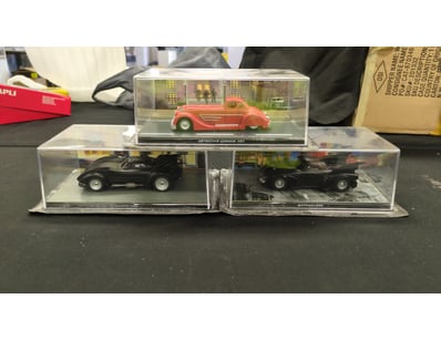 SET OF EAGLEMOSS BATMAN CARS

Item Size: Height:...