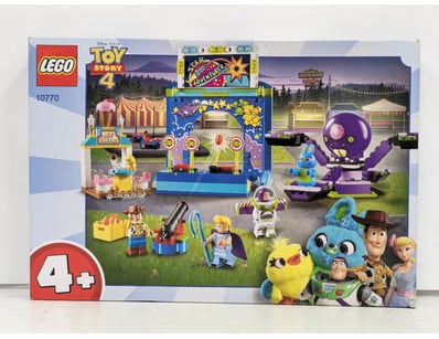 LEGO Toy Story 4 Carnival Playset (Set 10770). Thi...