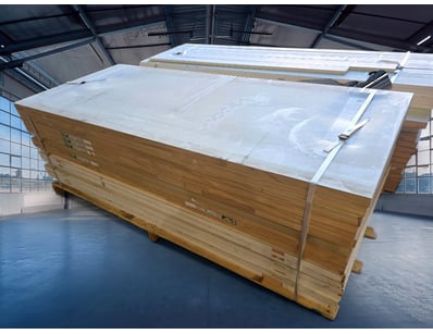 18x Timber Doors
Dimensions : 720mm -820mmD x 204...