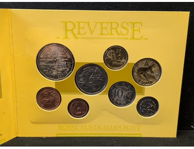 1988 ROYAL AUSTRALIAN MINT UNCIRCULATED COIN SET
...