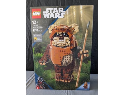 **UNRESERVED** LIFETIME COLLECTION OF LEGO PART... - Lot 124