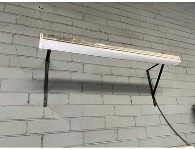 Dream Racing Team Workshop Closure (VICA1000) - Lot 27