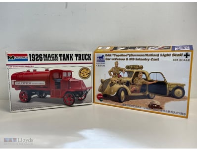 VINTAGE MODEL KIT COLLECTION - 1926 MACK TANK TRUC...