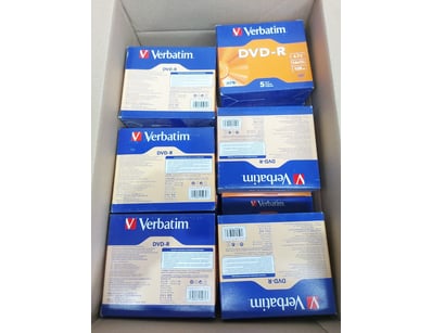 Lot of Verbatim optical media storage comprising D...