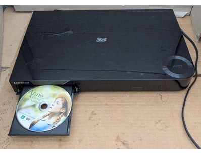 Home Entertainment, Audio & Computers (A981) - Lot 646