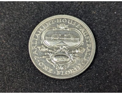 1927 AUSTRALIAN 8 PEARL PARLIAMENT HOUSE FLORIN
...