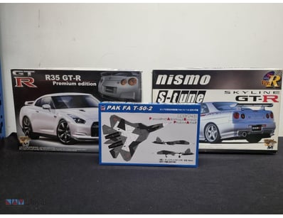 NISSAN SKYLINE GT-R MODEL KIT COLLECTION - R35 GT-...