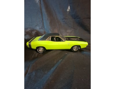 1970 DODGE CHARGER DECANTER LIME GREEN WITH BLACK ...