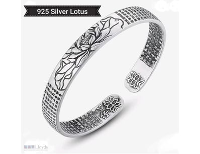925 ENGRAVED LOTUS FLOWER AND MANTRA        

Cond...