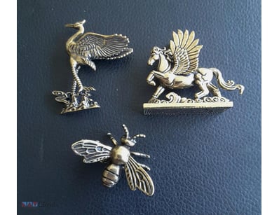 3 X BRASS MINIATURE STATUES        

Condition: Go...