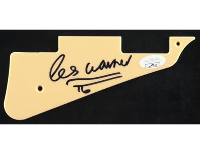 Mancave & Memorabilia (A995) - Lot 535