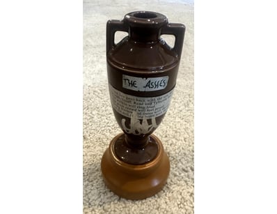 Mancave & Memorabilia (A982) - Lot 1013