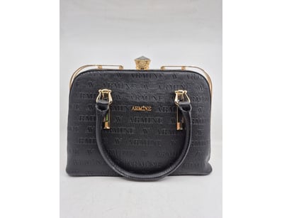 Designer Vault (A988) - Lot 4