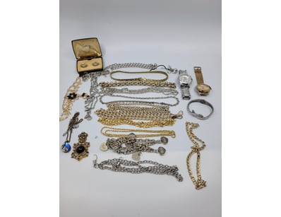 UNRESERVED Affordable Jewellery (A1004) - Lot 140