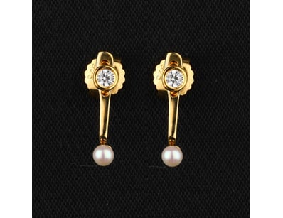 The Sterling Collection - Pendants, Rings, Brac... - Lot 380