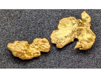 Banknotes & Coins (A995) - Lot 900