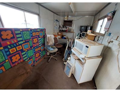 UNRESERVED Deceased Estate Business Closure (ON4... - Lot 17