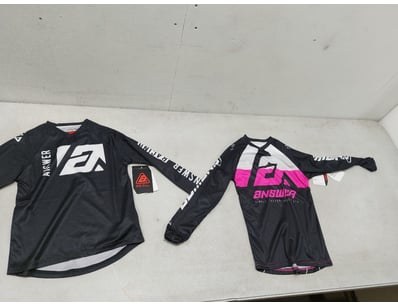 Motorcycle Apparel & Accessories (NSWA981) - Lot 180