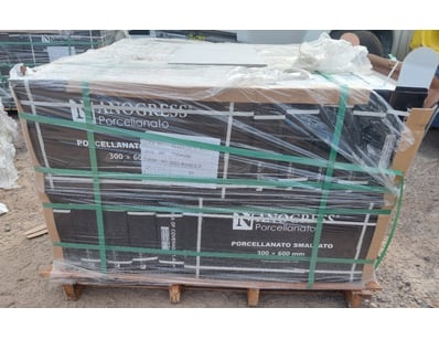 UNRESERVED Tile Warehouse Business Closure  (ON4... - Lot 52