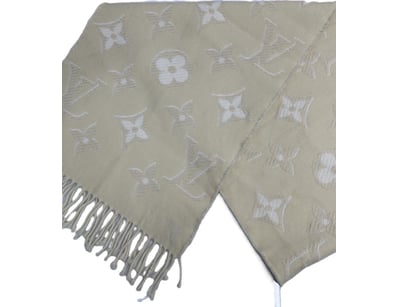 Luxury Pawnbroker Christmas Sale PART 2 (A984) - Lot 360