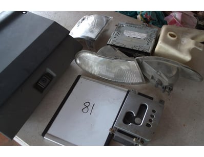 Miscellaneous Box- Sony head unit single din, Glov...