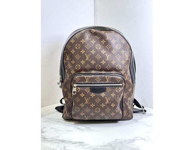Designer Vault (A979) - Lot 6831
