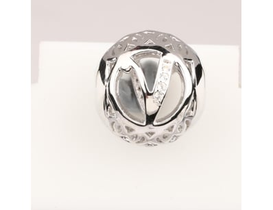 The Sterling Collection - Pendants, Rings, Brac... - Lot 267