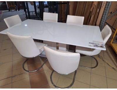 House & Homewares (A91000) - Lot 1767