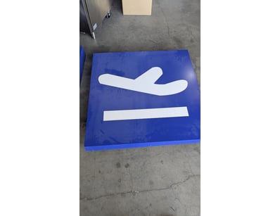 UNRESERVED Airport - Lost Property (A980) - Lot 12