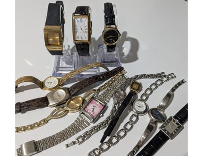 Affordable Watch Market (A990) - Lot 511