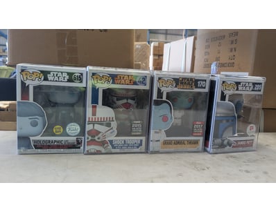 FUNKO POP STAR WARS COLLECTIBLE FIGURES - SET OF F...