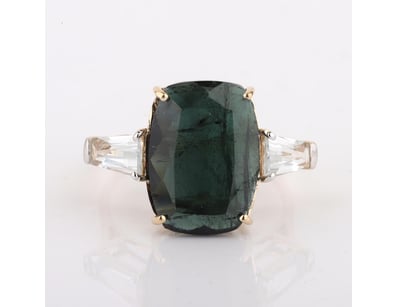 Affordable Jewellery Market (A1004) - Lot 658