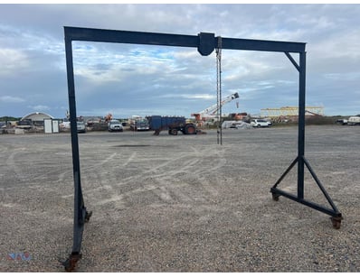 Heavy-Duty Mobile Workshop Gantry Crane

Asset T...
