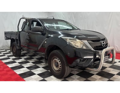 Passenger, Luxury & Commercial Vehicles Auction - Lot 400