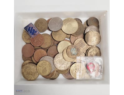 MIXED FOREIGN AND BRITISH COIN COLLECTION

10772+1...