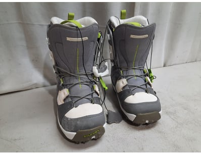 Sport, Leisure & Lifestyle (A1004) - Lot 383