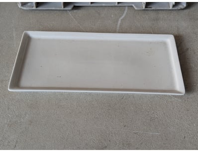 Serving platters, white ceramic, 28cm x 14cm

SO...